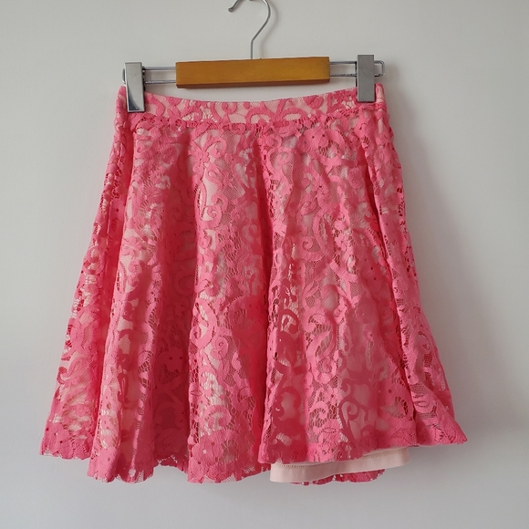 pink lace mini skirt H&M - Picture 6 of 9